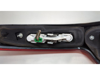 Задний фонарь          