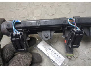 Форсунка топливная Skoda Rapid 2012-2020 03E906031C