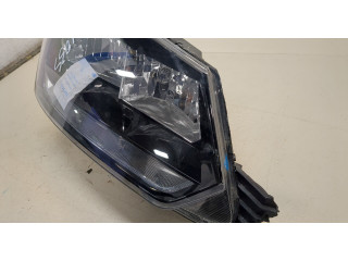 Фара передняя  Skoda Yeti 2013-2018 правая 