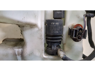 Бачок омывателя  Volkswagen Passat 7 2010-2015 Европа    