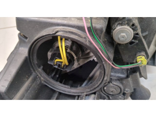 Фара передняя  KIA Carens 2013-2019 правая 