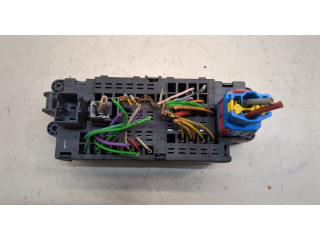 Блок предохранителей  Peugeot 406 1999-2004         