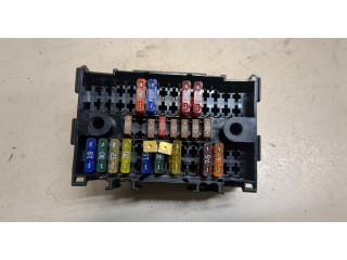 Блок предохранителей  Skoda Yeti 2009-2014         