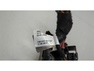 Блок предохранителей Audi Q3 2011-2018