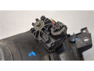 Фара передняя Mitsubishi Pajero / Montero 2000-2006 правая