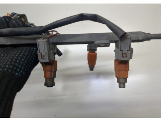 Форсунка топливная  Mitsubishi Eclipse 1999-2005    MD319791, MD352589     