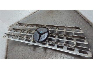 Решетка радиатора  Mercedes ML W164 2005-2011          