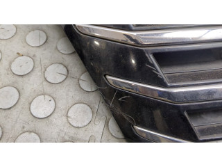 Решетка радиатора  Volkswagen Passat 7 2010-2015 Европа          3AA853651