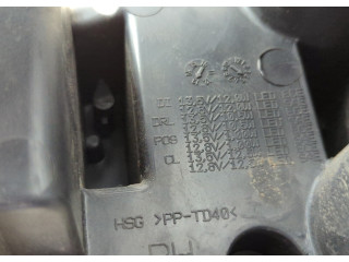 Фара передняя  Jaguar XF 2007–2012 правая 