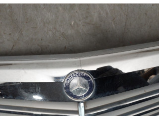 Решетка радиатора Mercedes C W204 2007-2013
