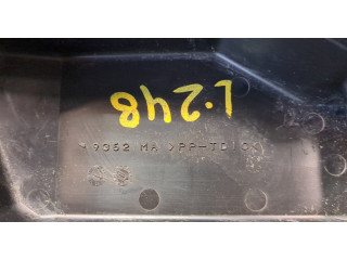 Крышка блока предохранителей Lexus LS460 2006-2012 8266250150 4.6