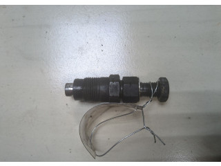 Форсунка топливная Mitsubishi Pajero 1990-2000