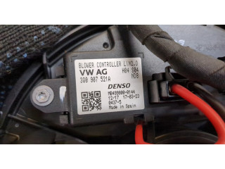 Моторчик печки  Volkswagen Passat 8 2015-          