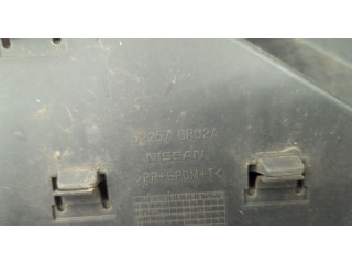 Бампер  Nissan Qashqai 2006-2013 передний   