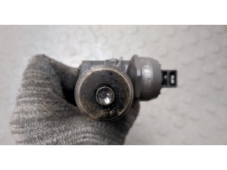 Форсунка топливная  Skoda Roomster 2006-2015    038130073AG     