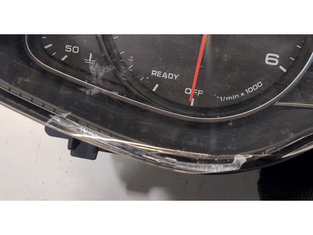 Панель приборов Audi Q7 2015-2019 4M0920971C