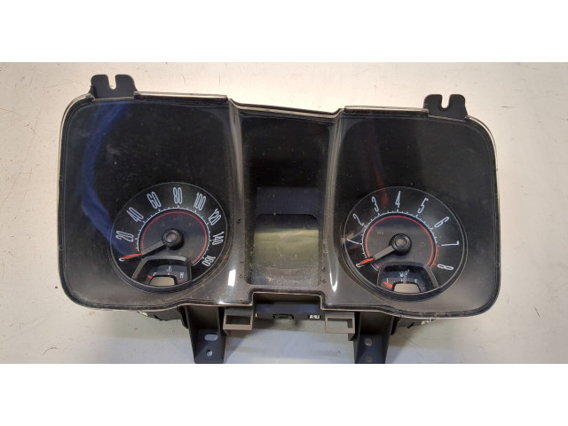 Панель приборов  Chevrolet Camaro 2009-2013       92242408     