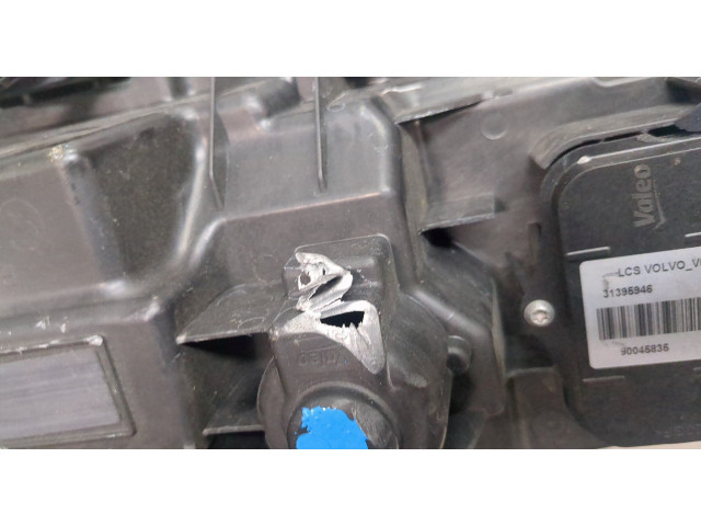 Фара передняя  Volvo XC90 2014-2019 правая 