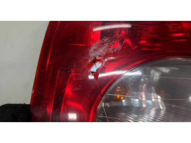 Задний фонарь          