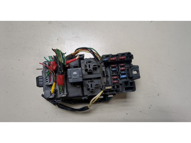 Блок предохранителей Mitsubishi Montero Sport / Pajero Sport 1996-2008 3.5