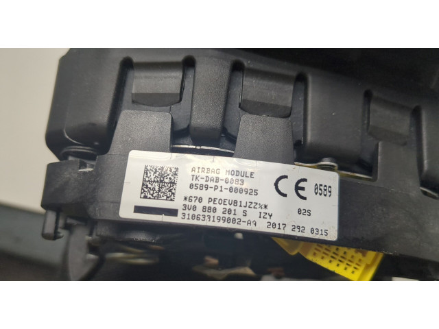 Подушка безопасности водителя  Skoda SuperB 2015-     