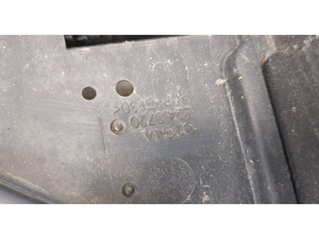 Вентилятор радиатора  Jaguar XE 2015-    2.0 бензин       