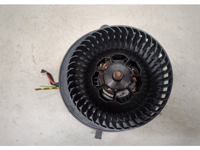 Моторчик печки Volkswagen Jetta 7 2018-