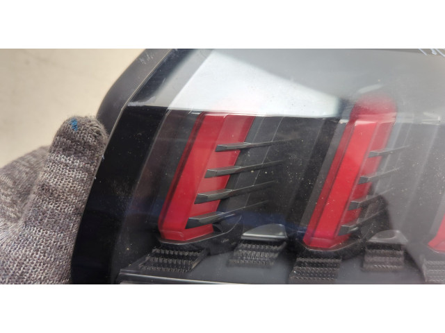 Задний фонарь