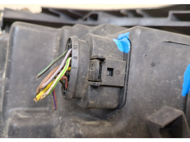 Фара передняя  Volkswagen Polo 2009-2014 правая 