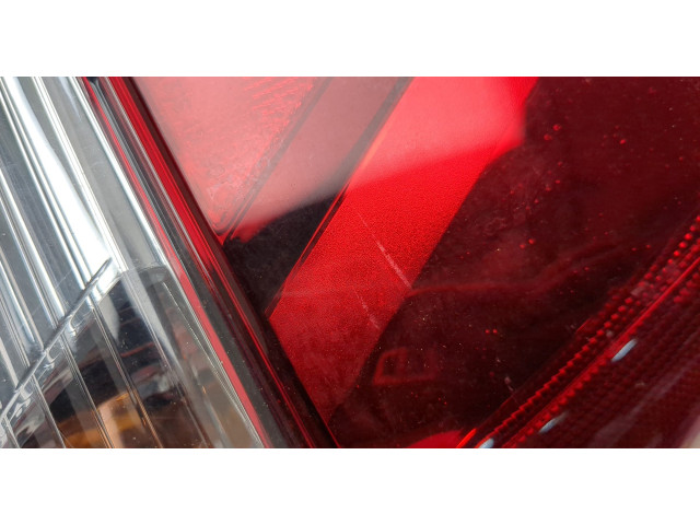 Задний фонарь     84201SJ030     