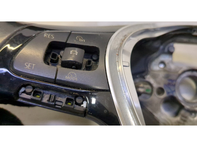 Руль  Volkswagen Passat 8 2015-           