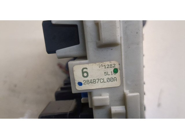 Блок предохранителей Infiniti FX 2002-2009