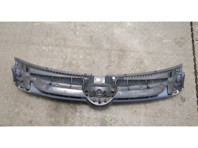 Решетка радиатора  Volkswagen Golf Plus          