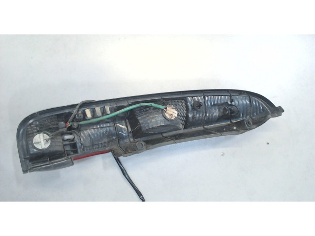 Задний фонарь 81550-87407-000 Daihatsu Terios 1