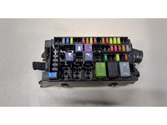 Блок предохранителей  Chevrolet Trailblazer 2020-2022      15634000   