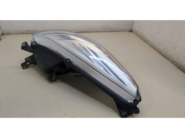 Фара передняя  Ford Escape 2012-2015 правая 