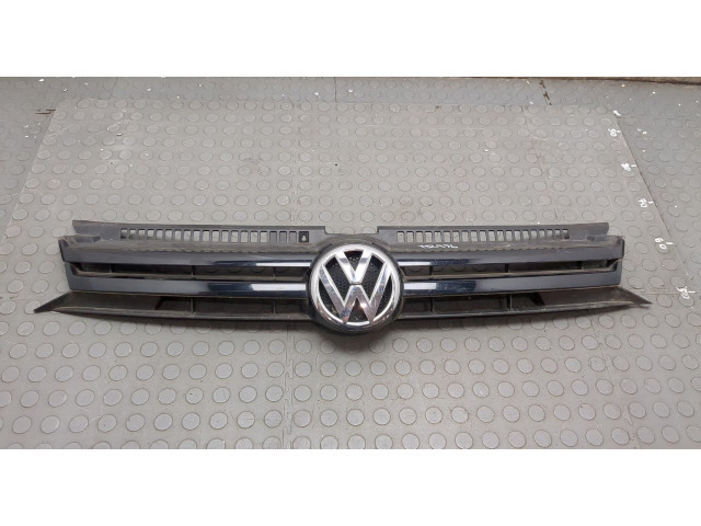 Решетка радиатора  Volkswagen Golf Plus          