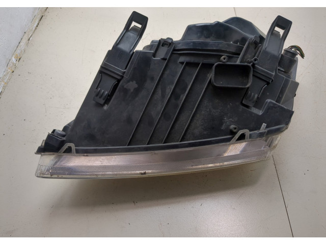 Фара передняя  Ford Focus 2 2005-2008 правая 