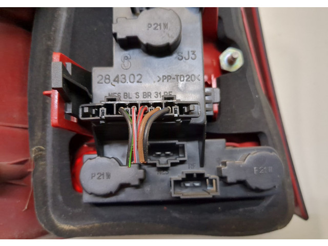 Задний фонарь