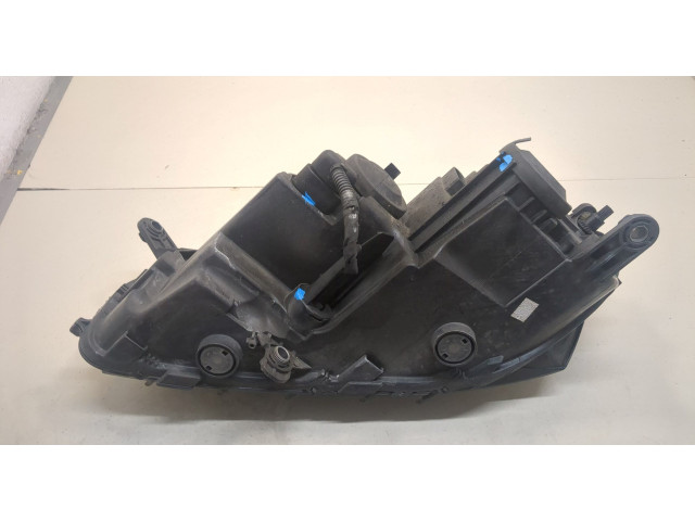 Фара передняя  Volkswagen Passat 7 2010-2015 Европа правая 