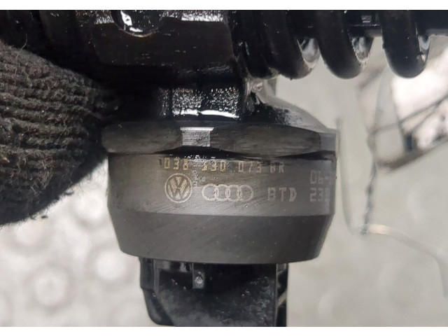 Форсунка топливная Volkswagen Golf 5 2003-2009 038130073BR