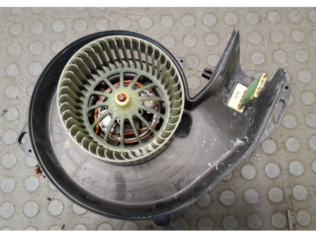 Моторчик печки Opel Meriva 2003-2010