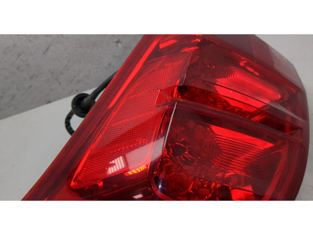 Задний фонарь          