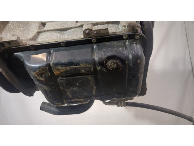 Клапанная крышка двигателя ДВС  Mitsubishi ASX 1.6     