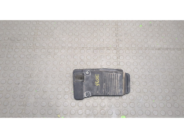 Крышка блока предохранителей  Volvo XC90 2014-2019         