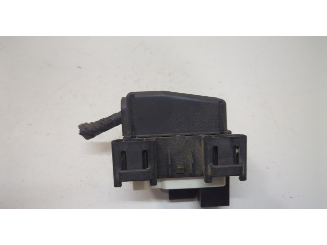 Блок предохранителей  Jeep Grand Cherokee 2010-2013      68088352AD   