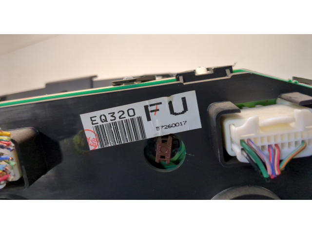 Панель приборов Nissan X-Trail (T30) 2001-2007 24820EQ320