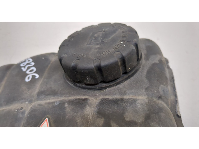 Бачок расширительный  Mercedes C W203 2000-2007 A2035000049   