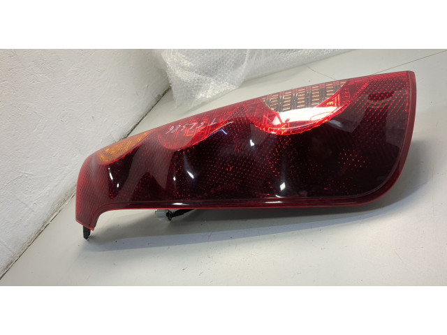 Задний фонарь