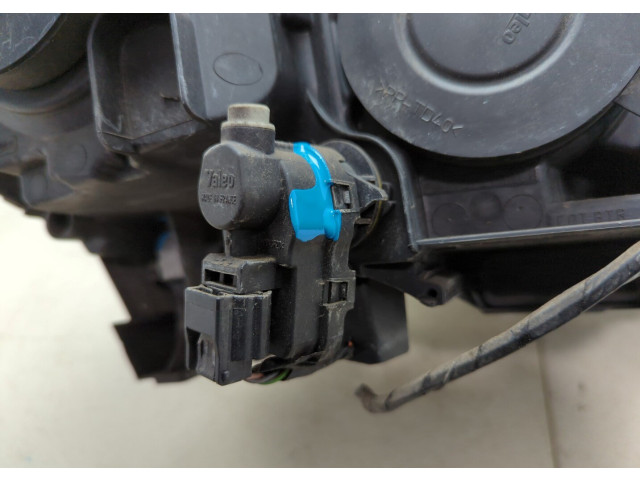 Фара передняя  Peugeot 5008 2009-2016 левая 